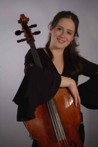 Kuenstlerfoto Cosima Querner 1320x1980